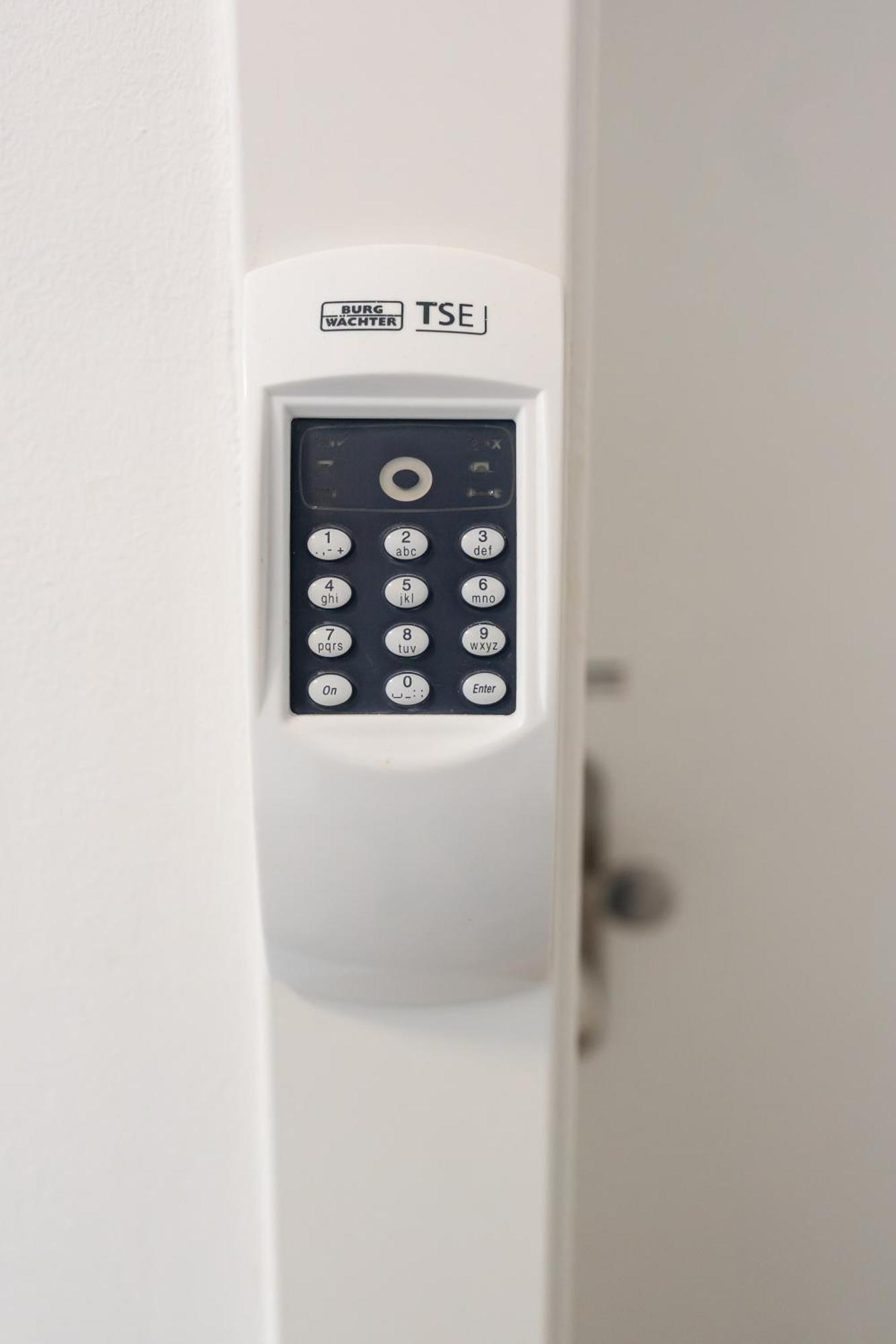 Vienna City Apartments - Metro 1160 וינה מראה חיצוני תמונה